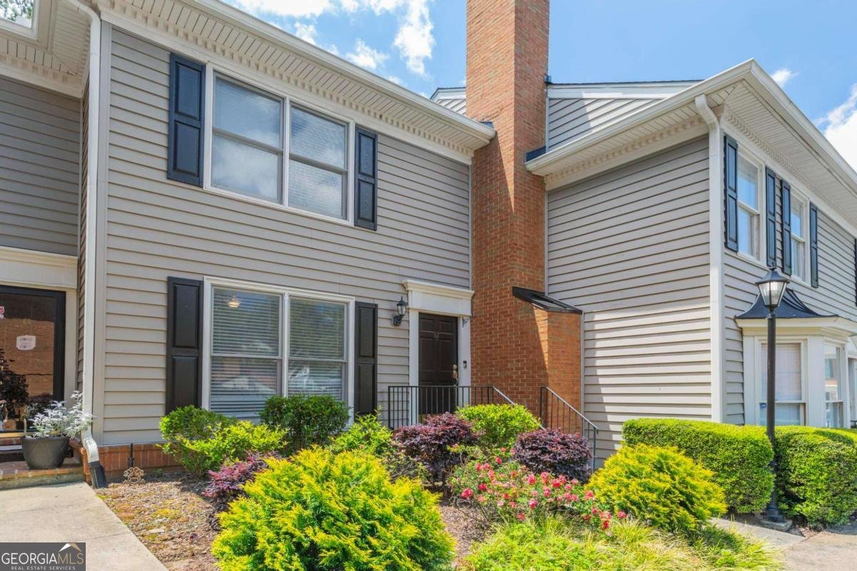62 Mount Vernon Circle Atlanta - 2
