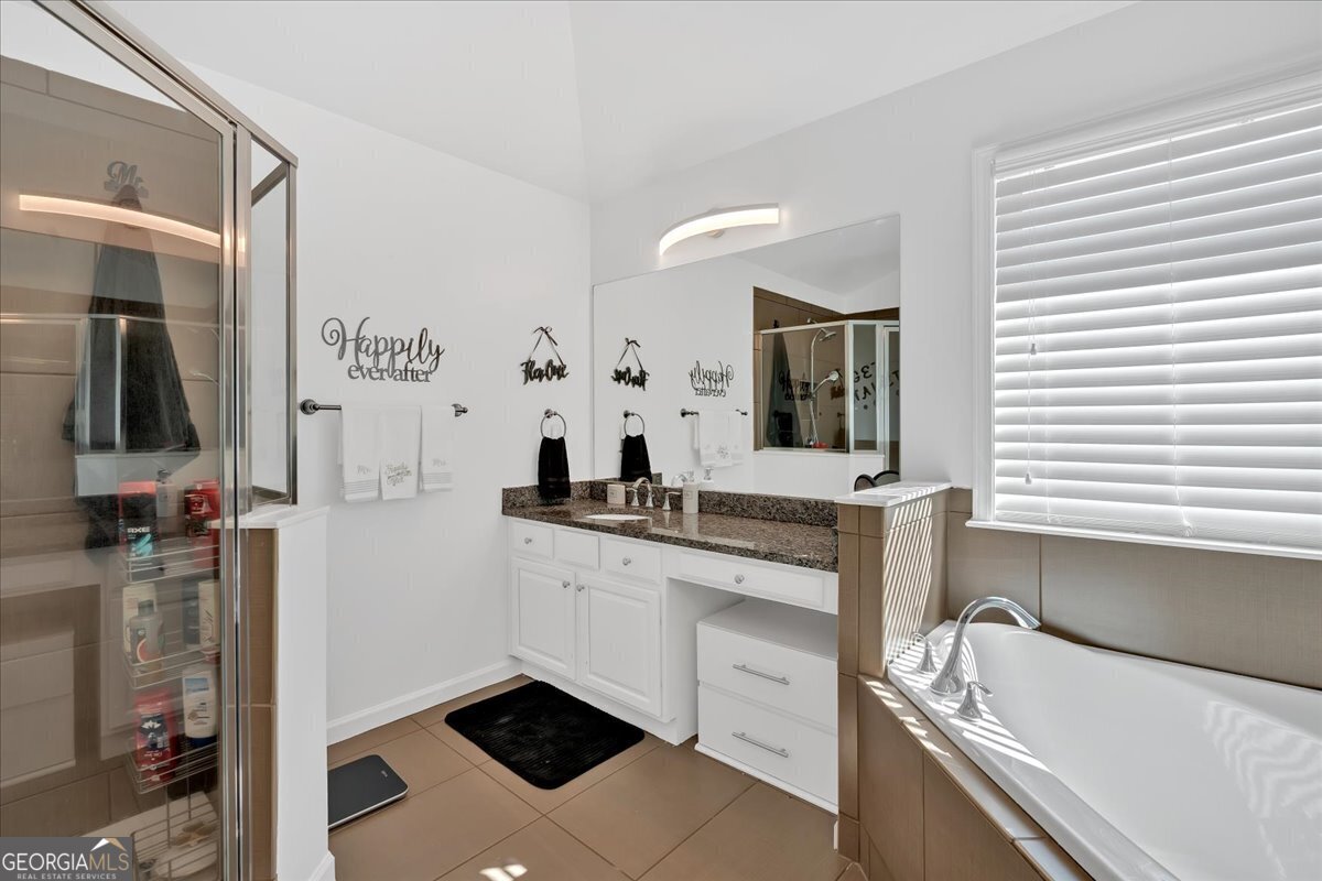 138 Lakestone Parkway Woodstock - 35