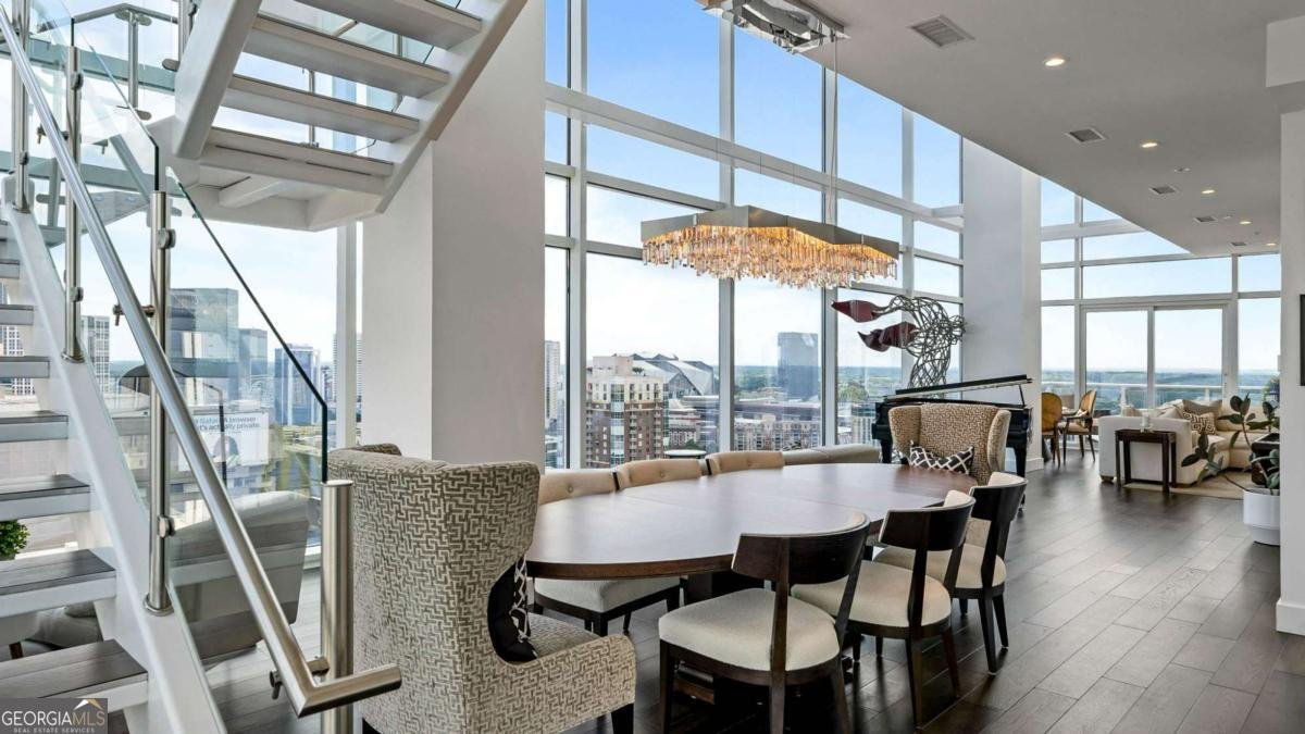 45 Ivan Allen Jr Boulevard Atlanta - 24