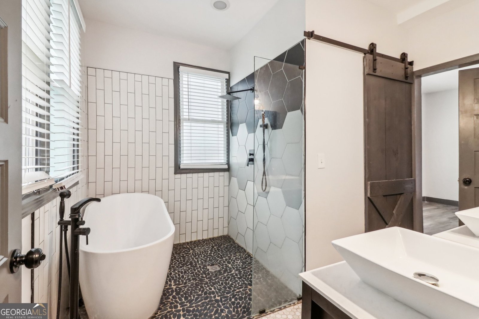 1393 Westview Drive Atlanta - 18