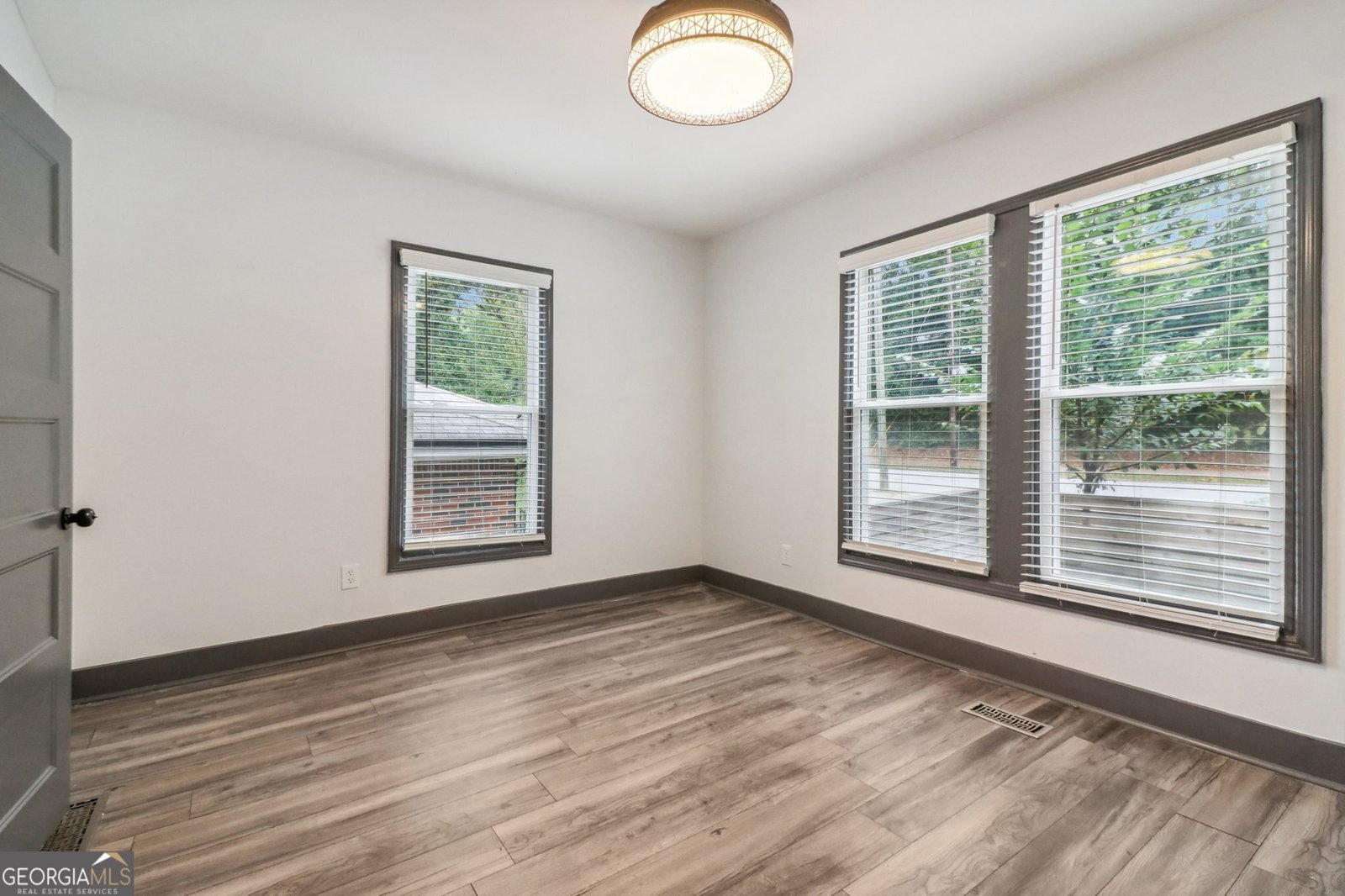 1393 Westview Drive Atlanta - 22
