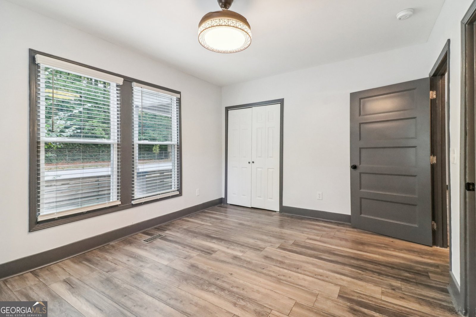 1393 Westview Drive Atlanta - 26