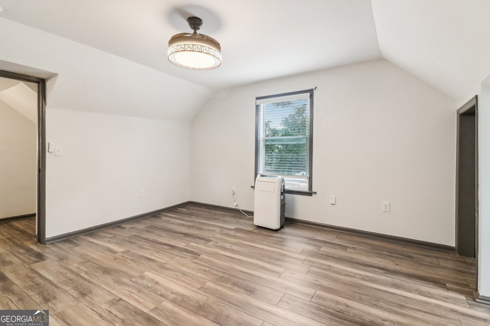 1393 Westview Drive Atlanta - 34