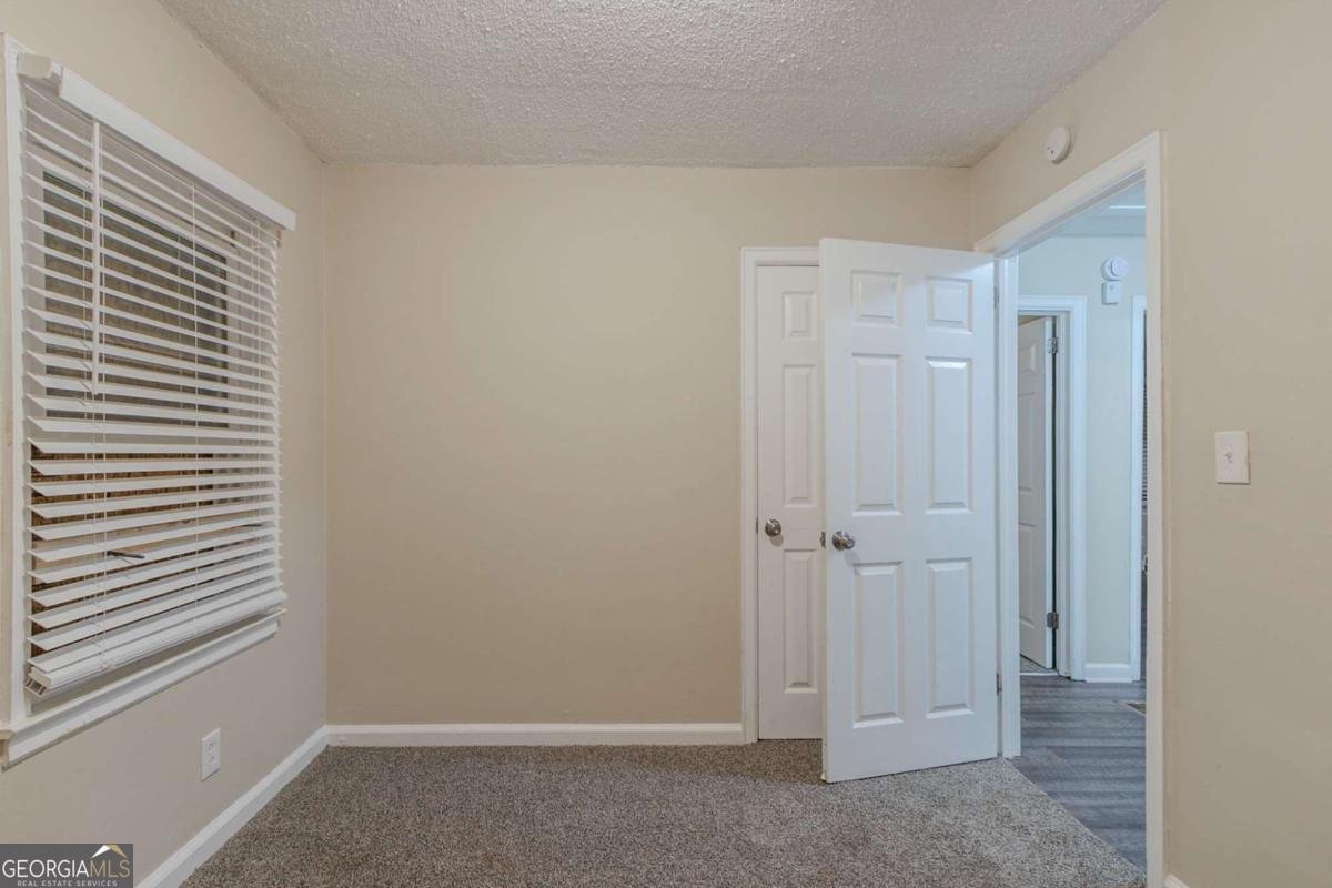 1906 Oak Valley Road Decatur - 6