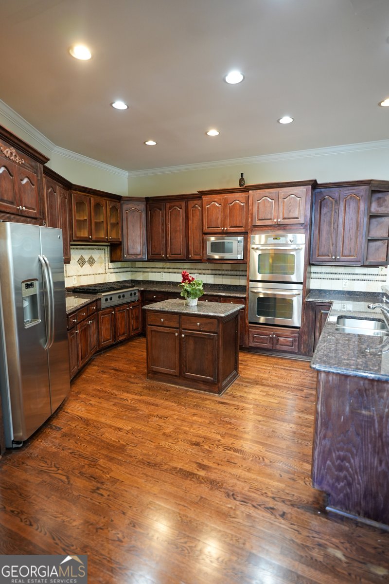 1010 Forest Overlook Drive Atlanta - 22