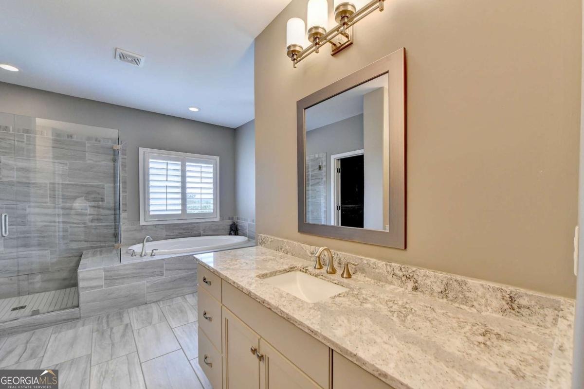 828 Olmsted Lane Duluth - 3