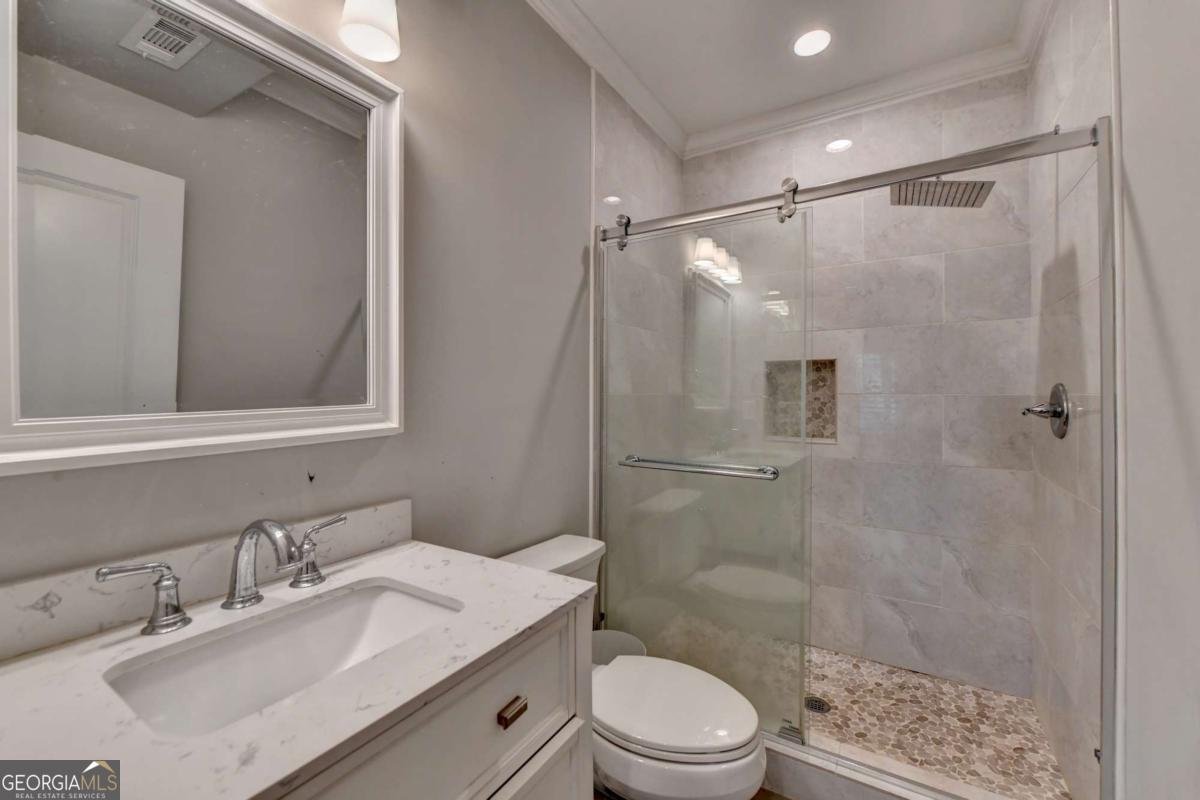 828 Olmsted Lane Duluth - 33