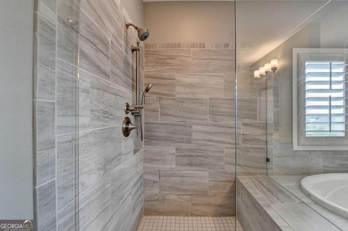 828 Olmsted Lane Duluth - 6
