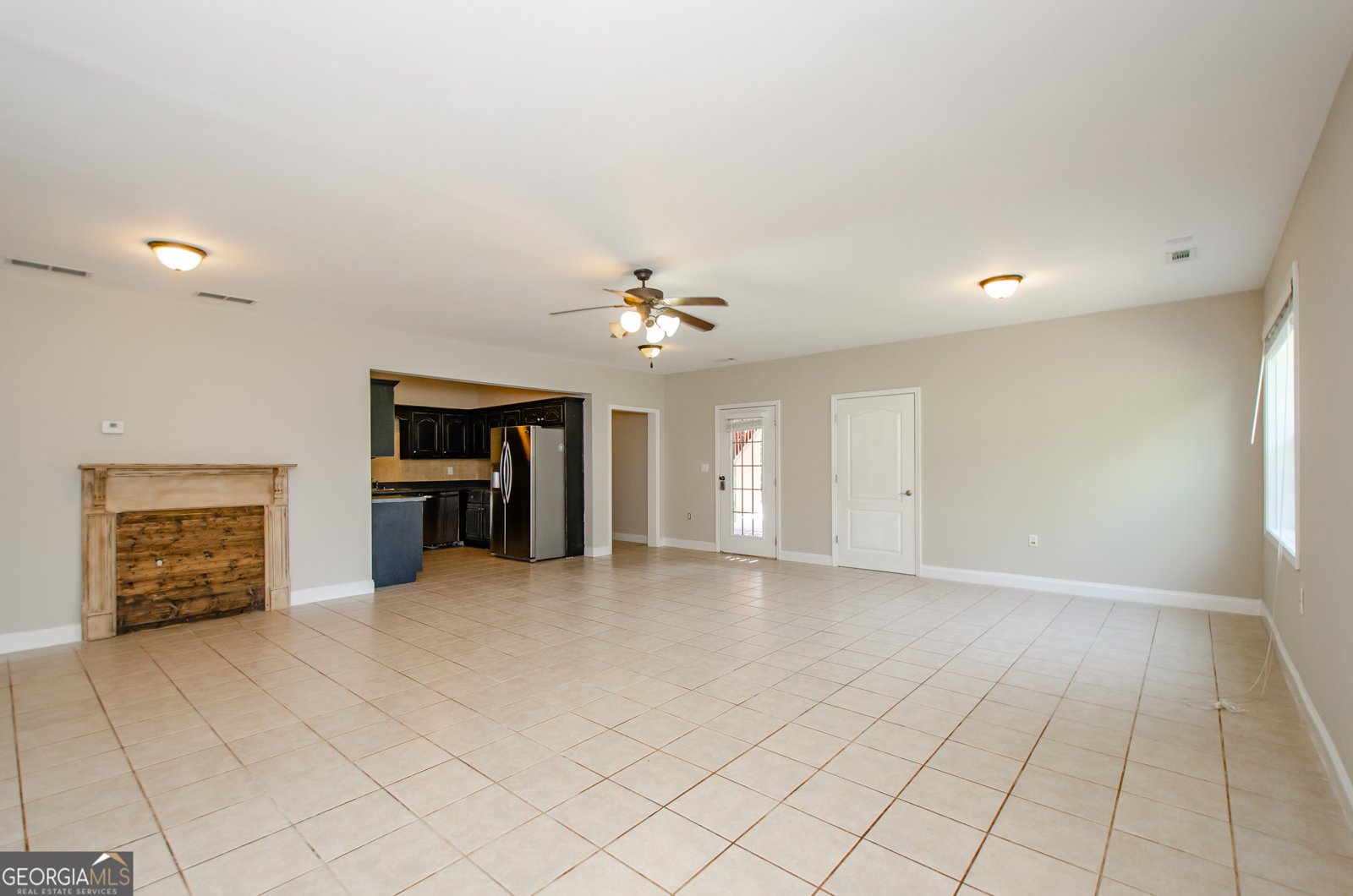 9157 Golfview Circle Covington - 27