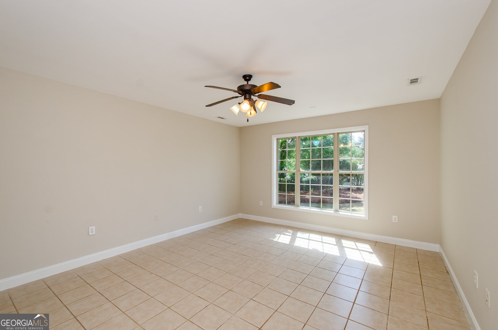 9157 Golfview Circle Covington - 29