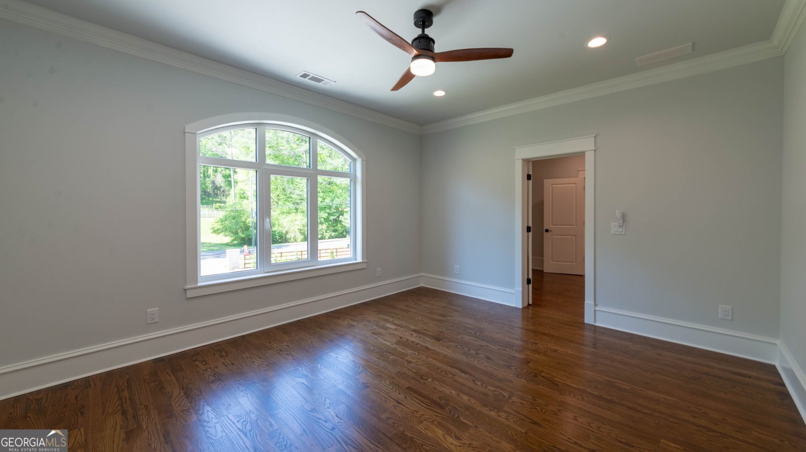 10765 Shallowford Road Roswell - 75