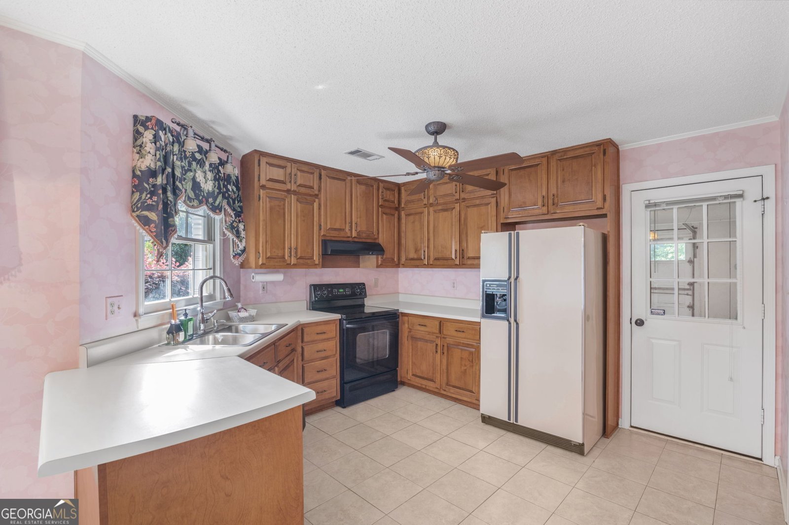 19 Indian Bluff Drive Sharpsburg - 1