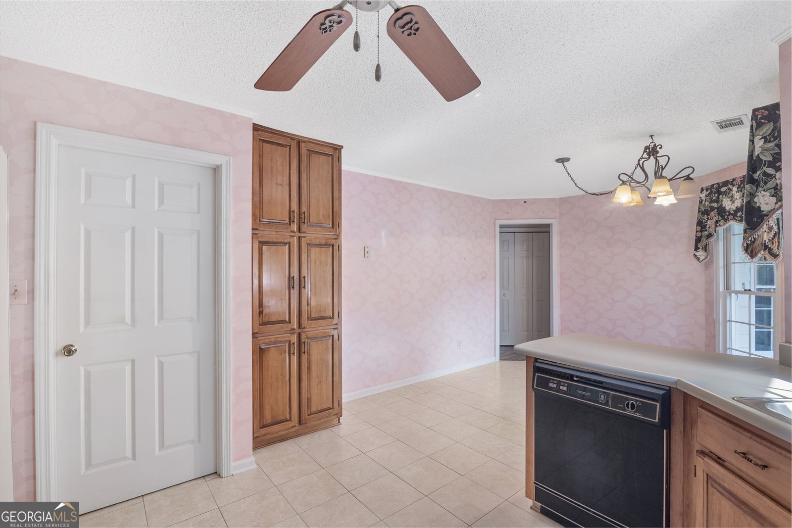 19 Indian Bluff Drive Sharpsburg - 3
