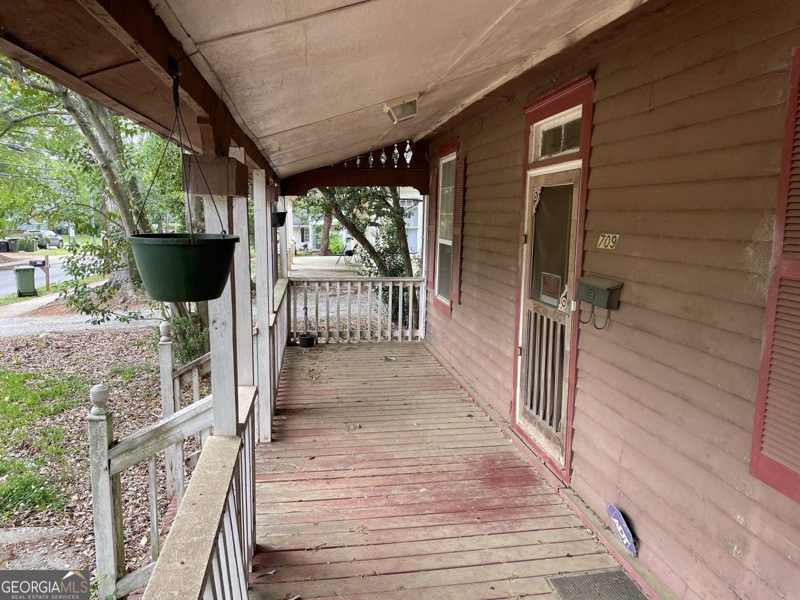 709 Poplar Street Griffin - 3
