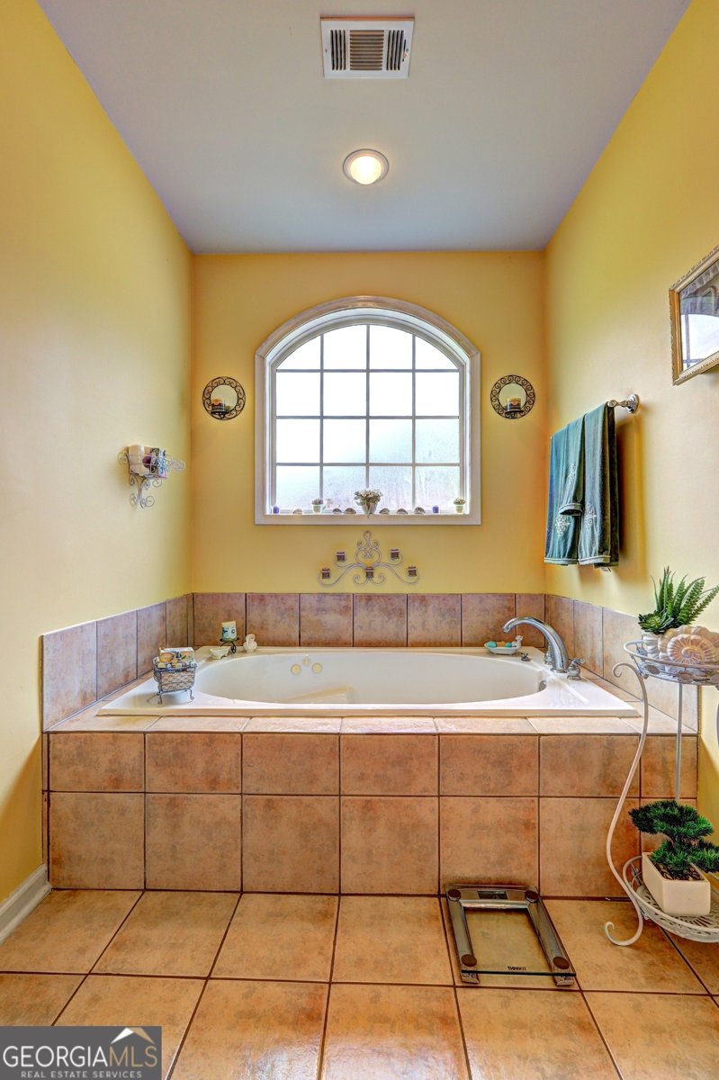 260 Sams Drive Fayetteville - 26