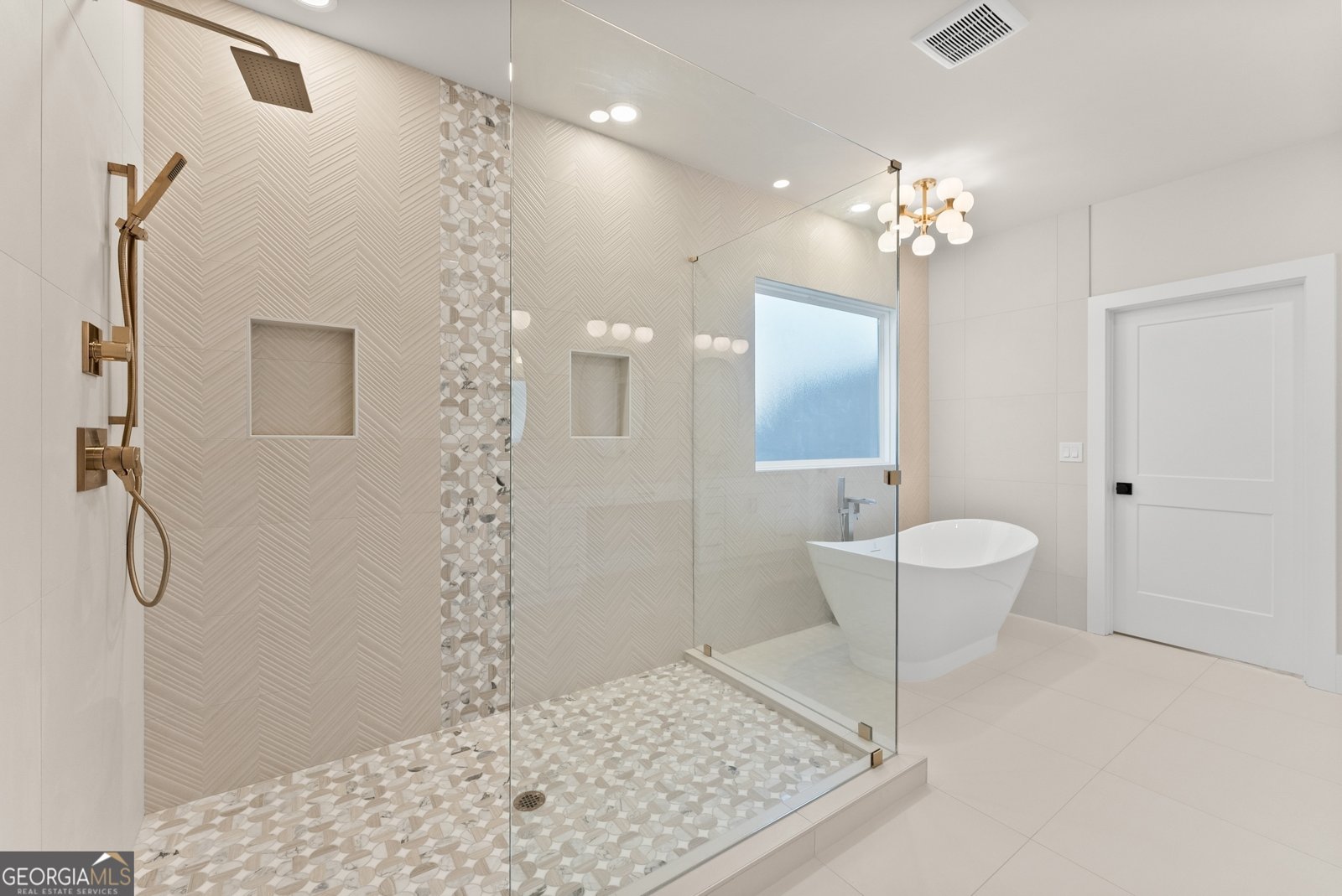 3735 Tamiami Trail Cumming - 34