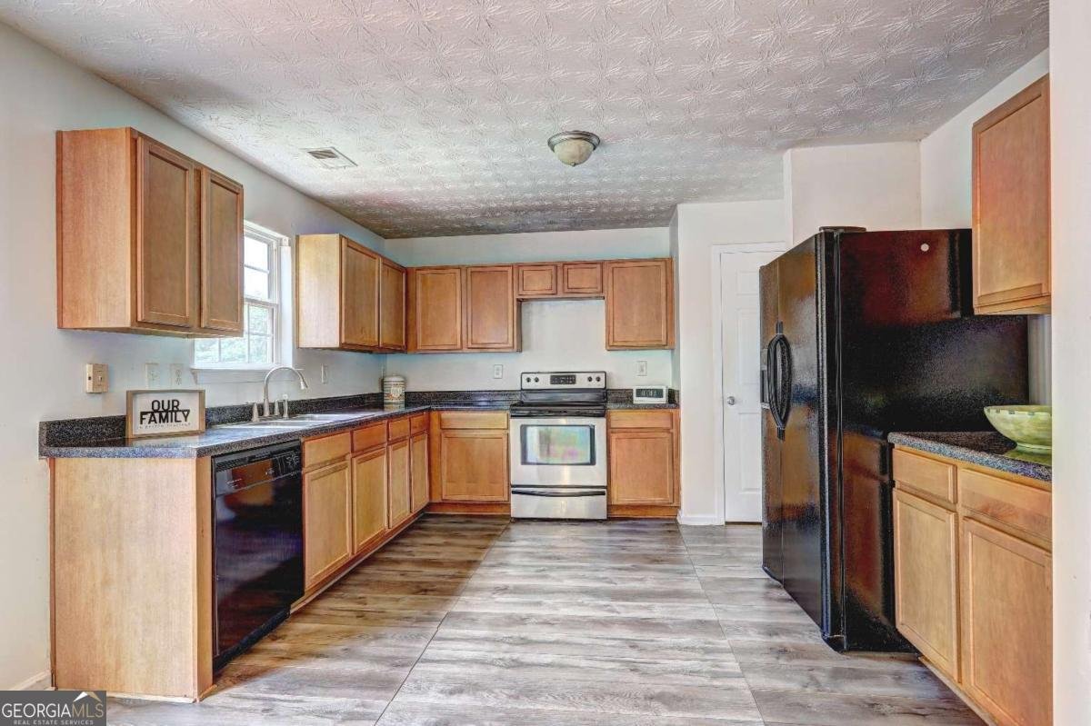 347 Cobblestone Court Hampton - 10