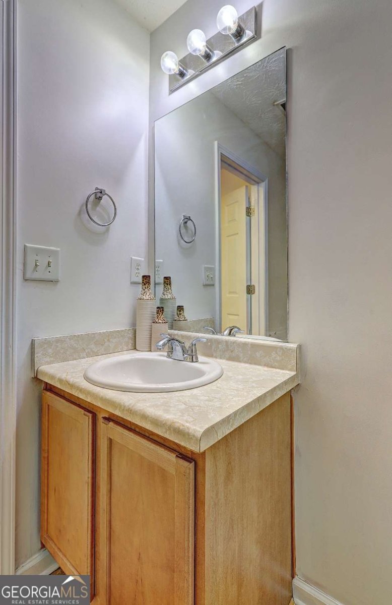 347 Cobblestone Court Hampton - 20