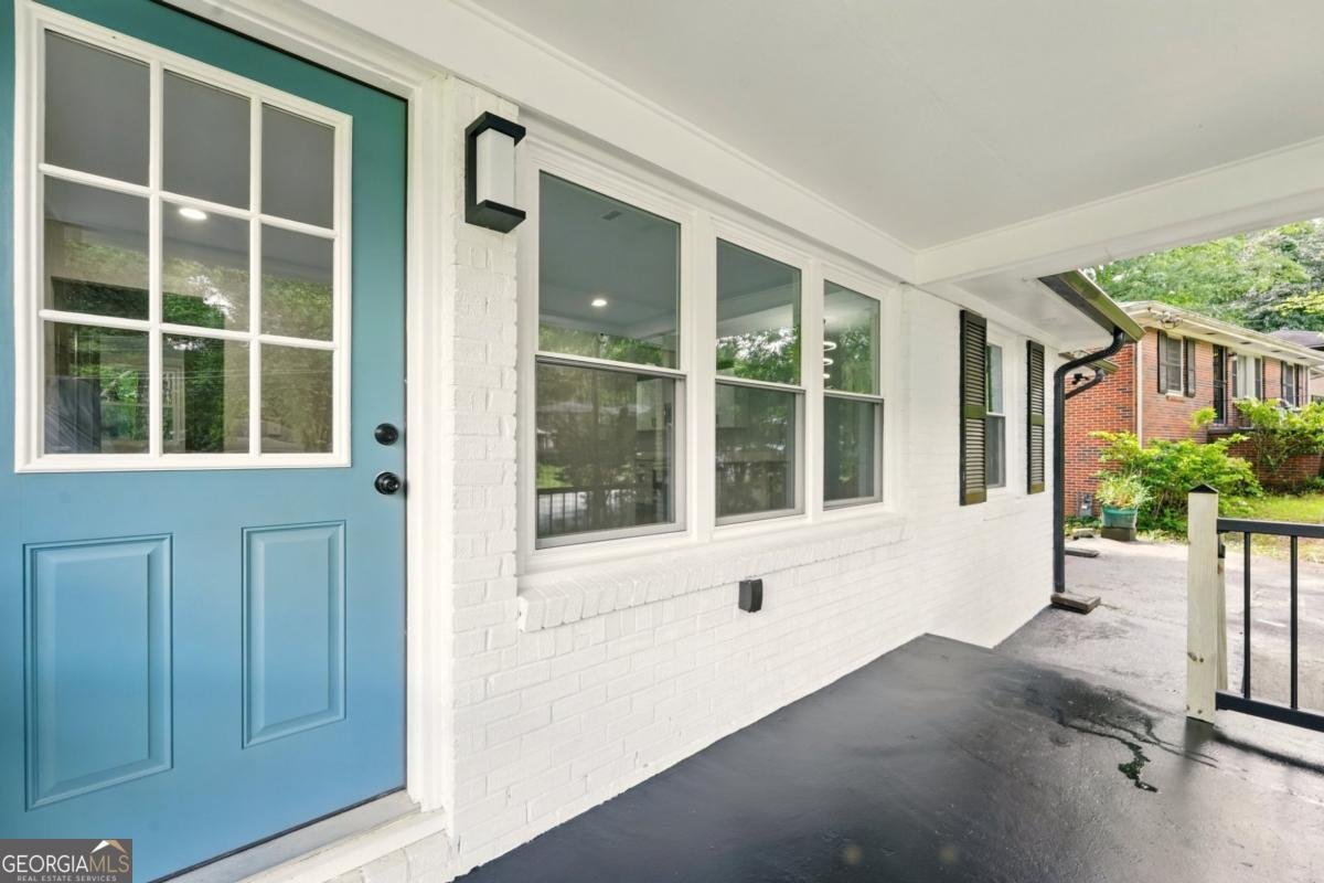 163 Oakcliff Court Atlanta - 1