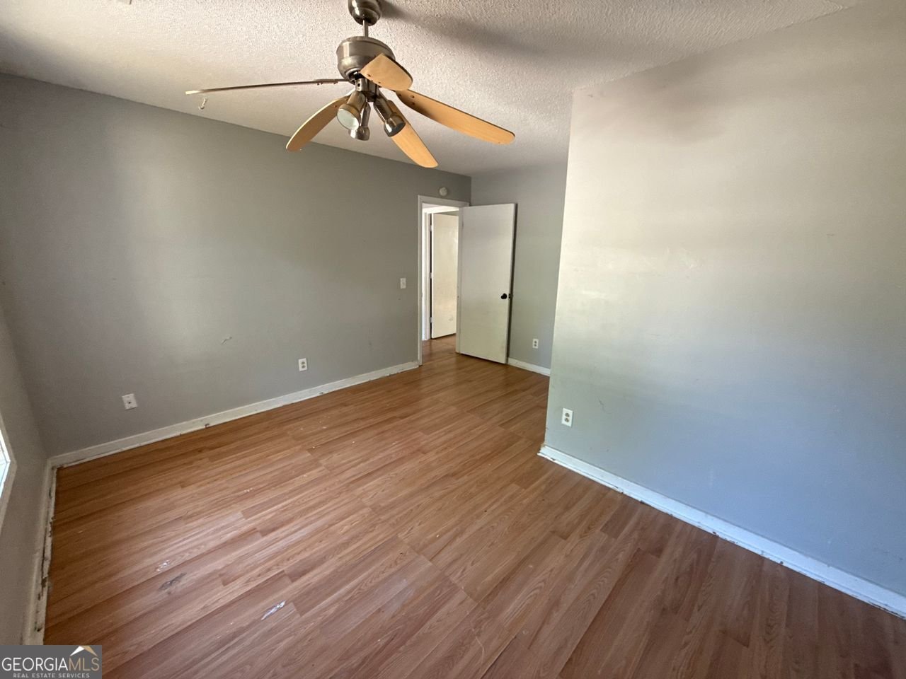 2715 CORDITE Loop Snellville - 11