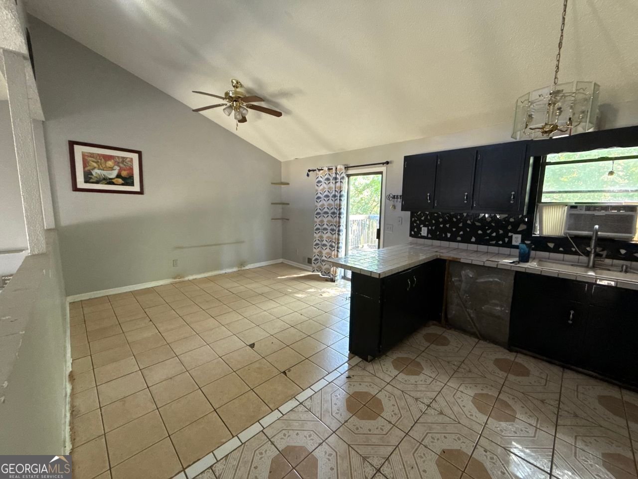 2715 CORDITE Loop Snellville - 12