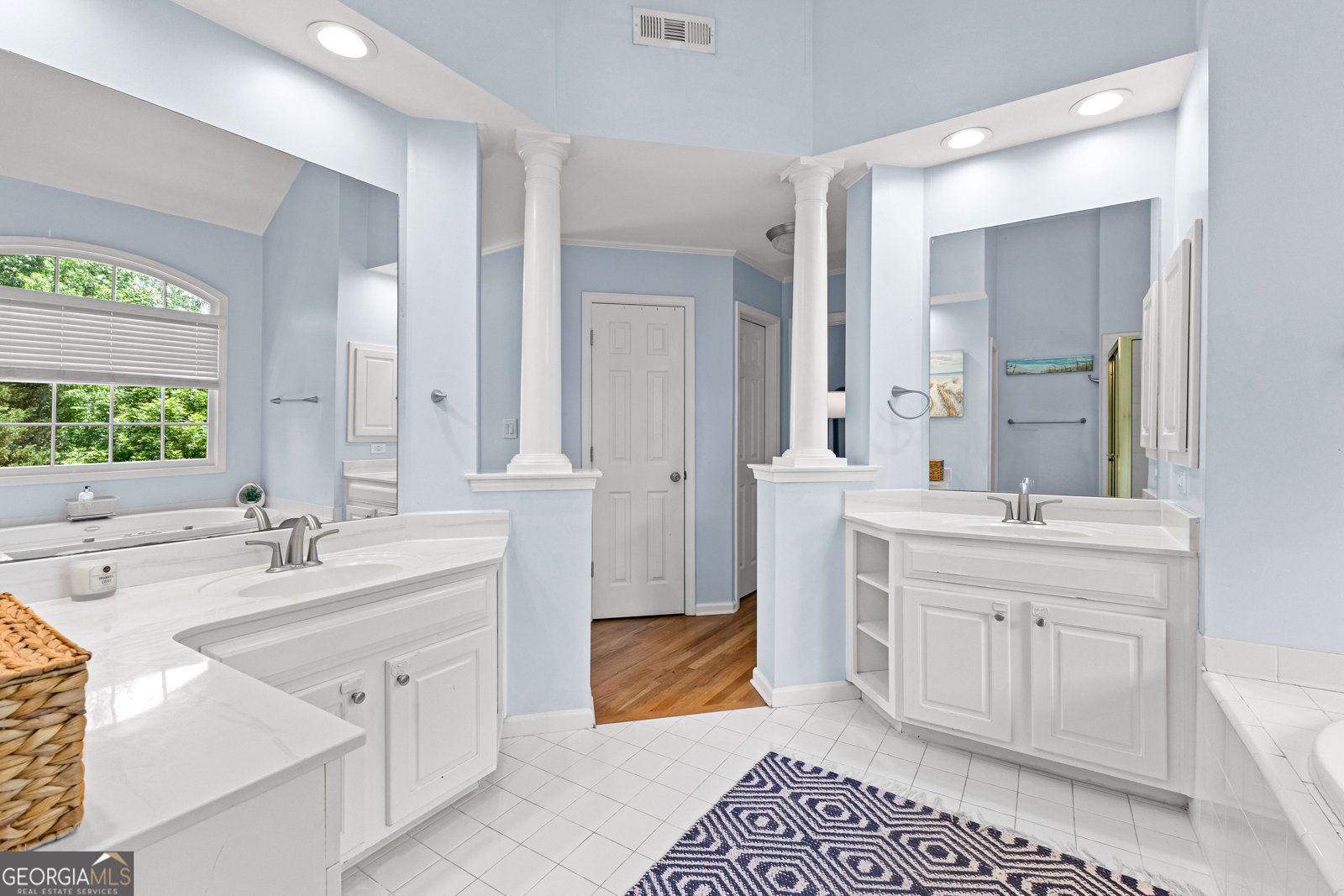255 Hidden Lake Drive Fayetteville - 32