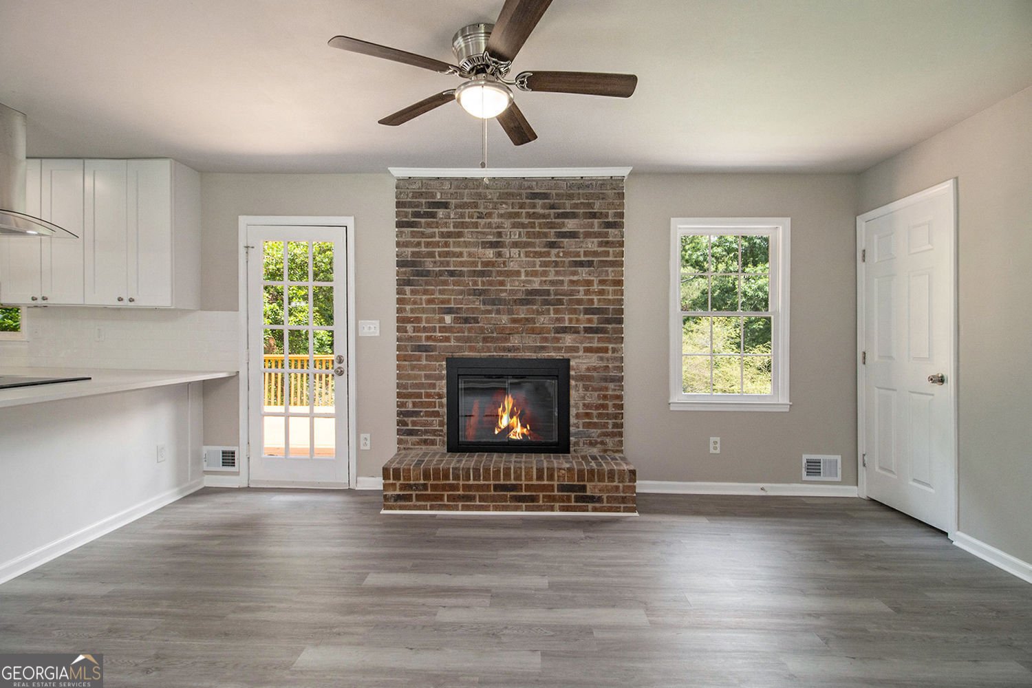 530 Village Green Court Lilburn - 12