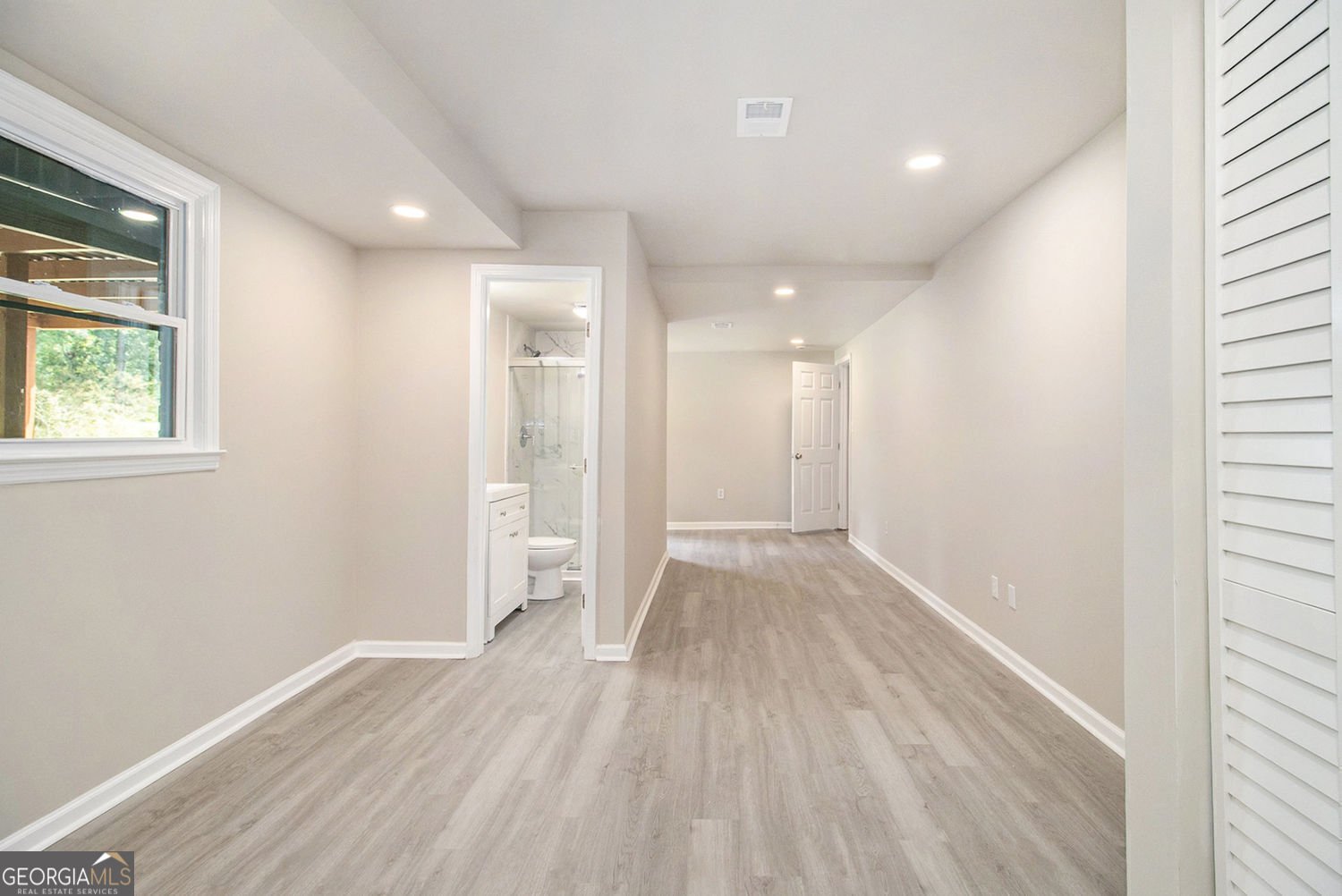 530 Village Green Court Lilburn - 25