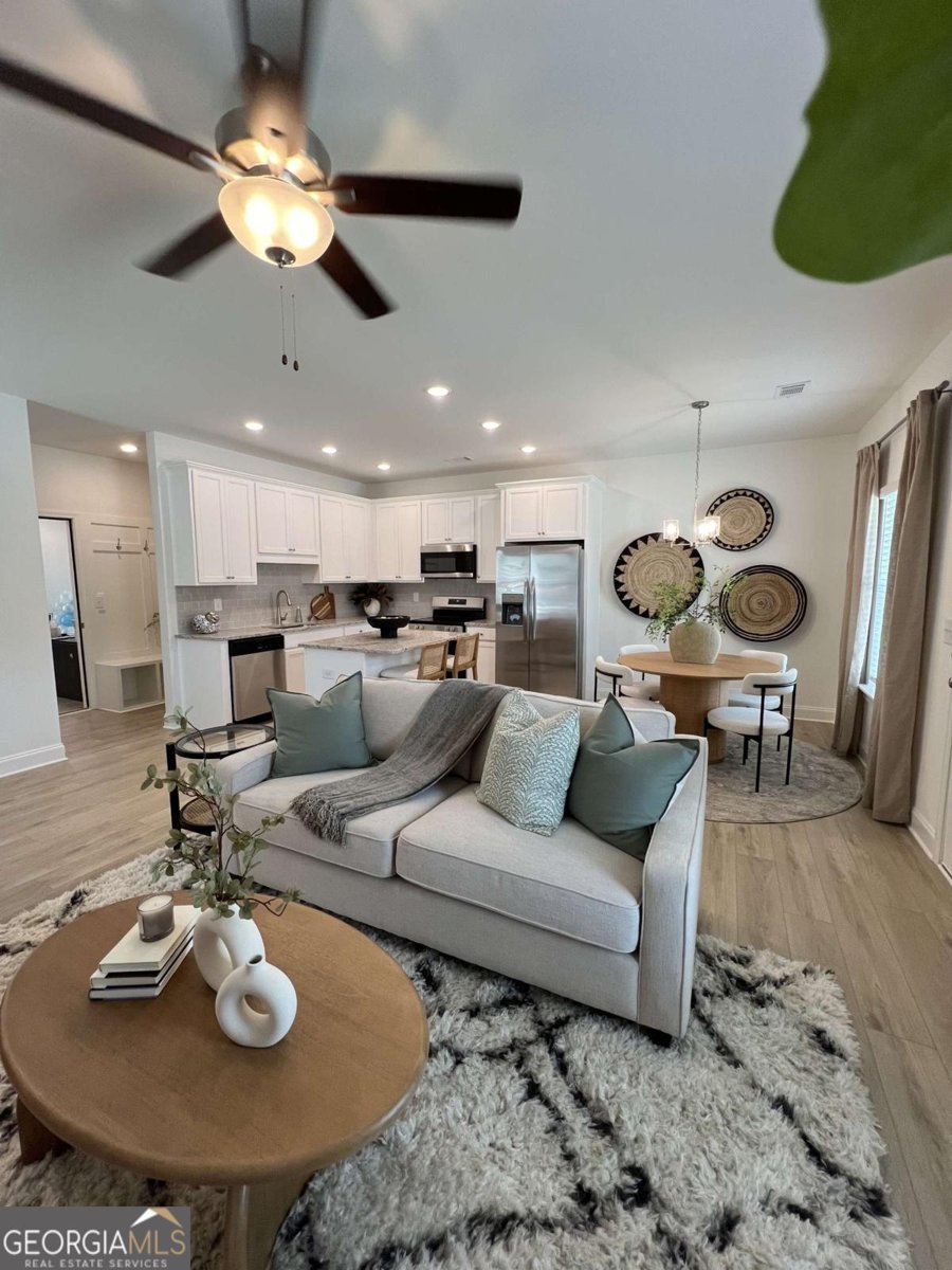 165 MILL CENTER Boulevard Athens - 1