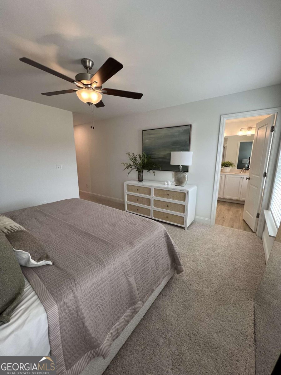 165 MILL CENTER Boulevard Athens - 18