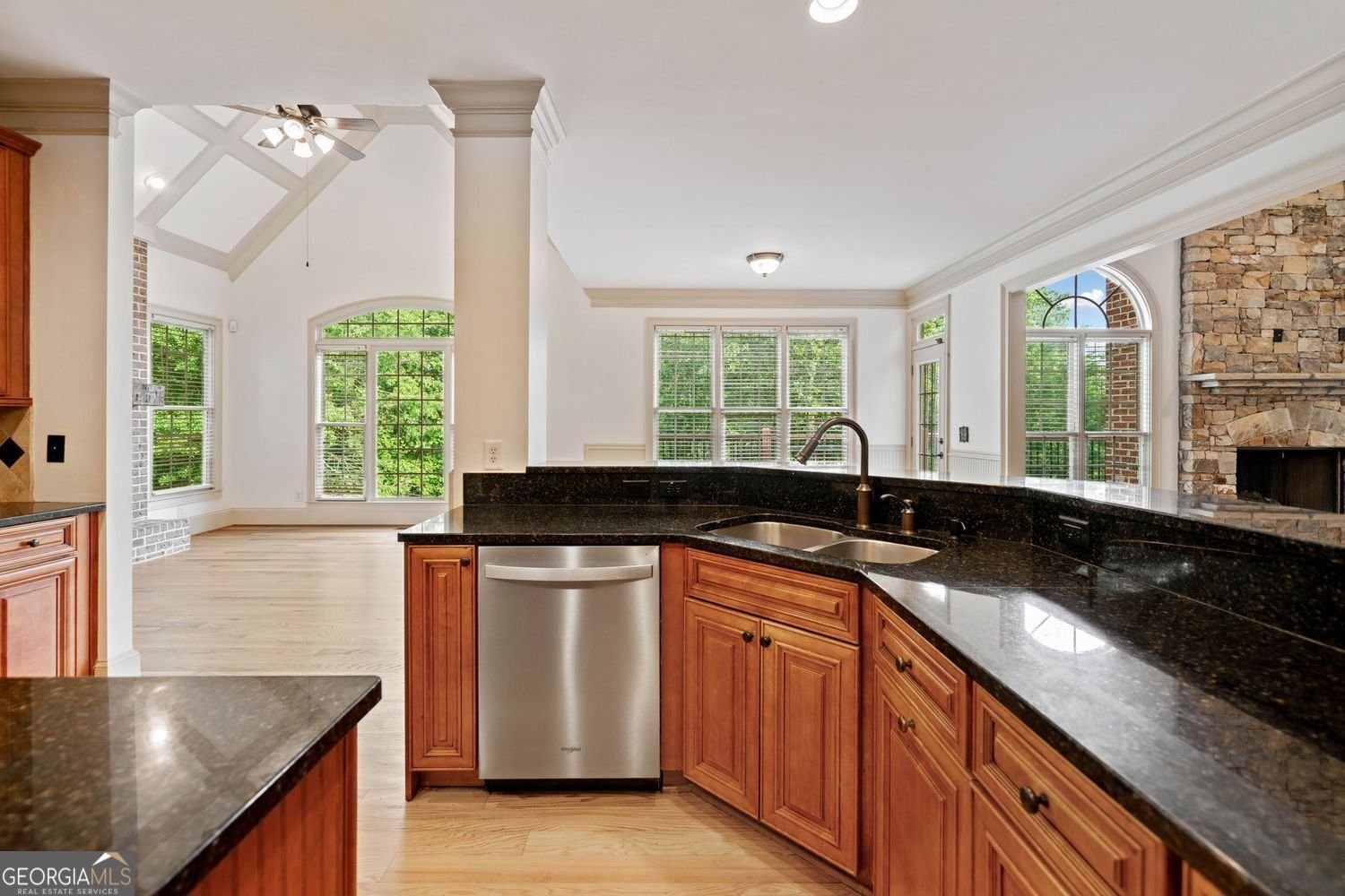 300 Hemlock Cove Ball Ground - 18
