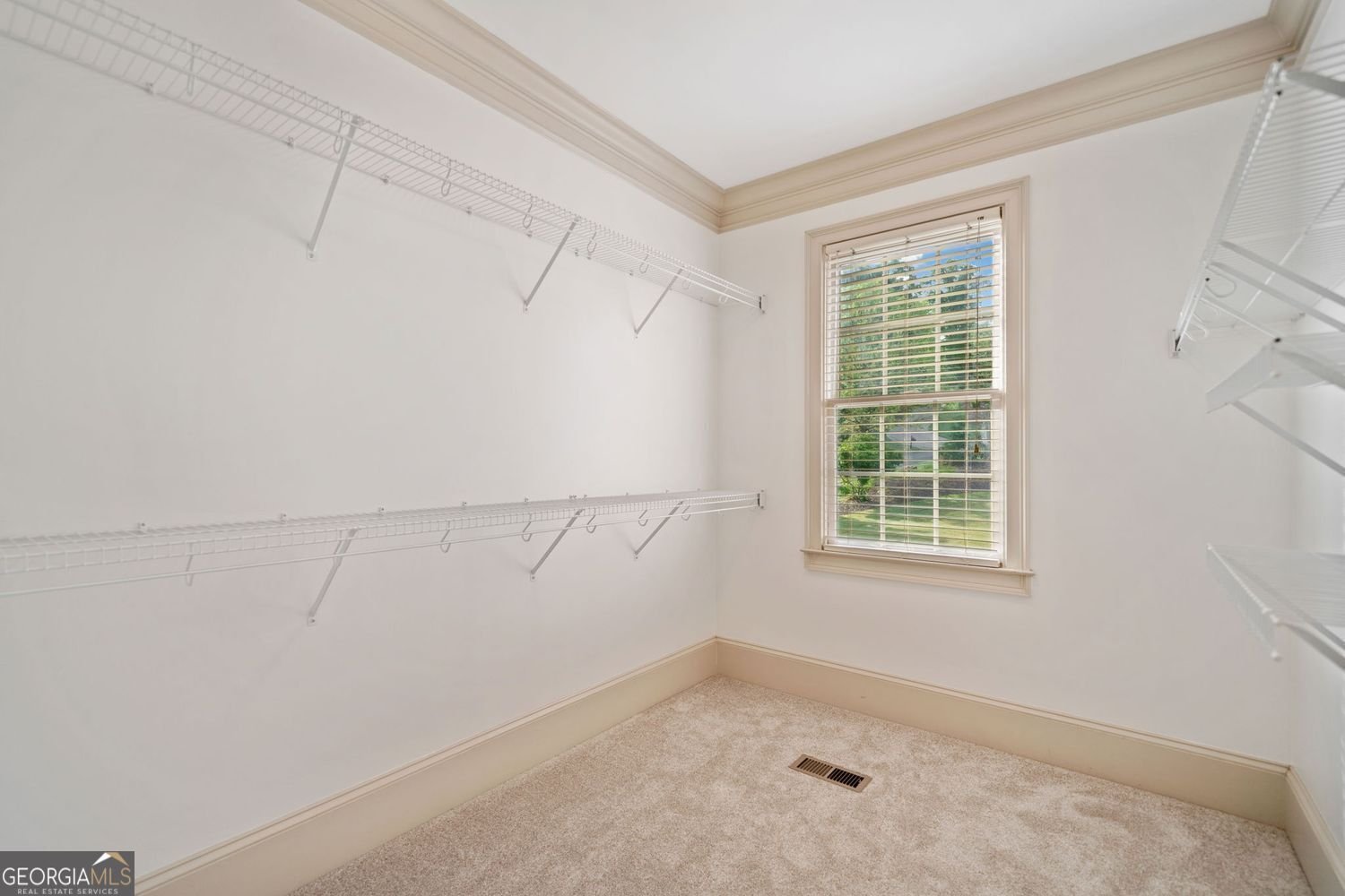 300 Hemlock Cove Ball Ground - 31