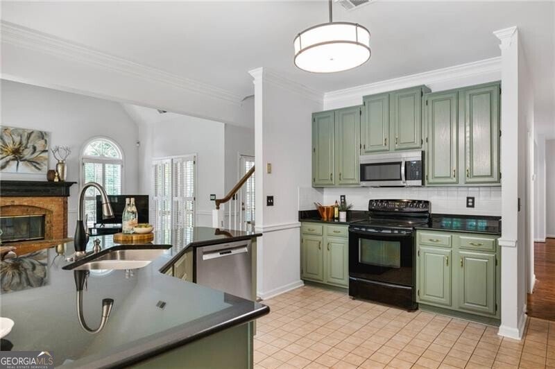 1772 BENNINGFIELD Drive Marietta - 18