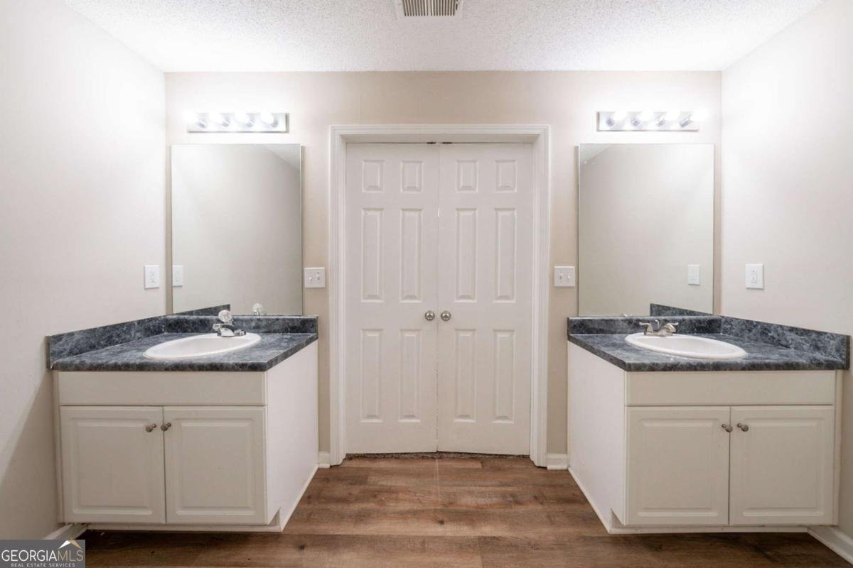 297 Edison Drive Stockbridge - 14