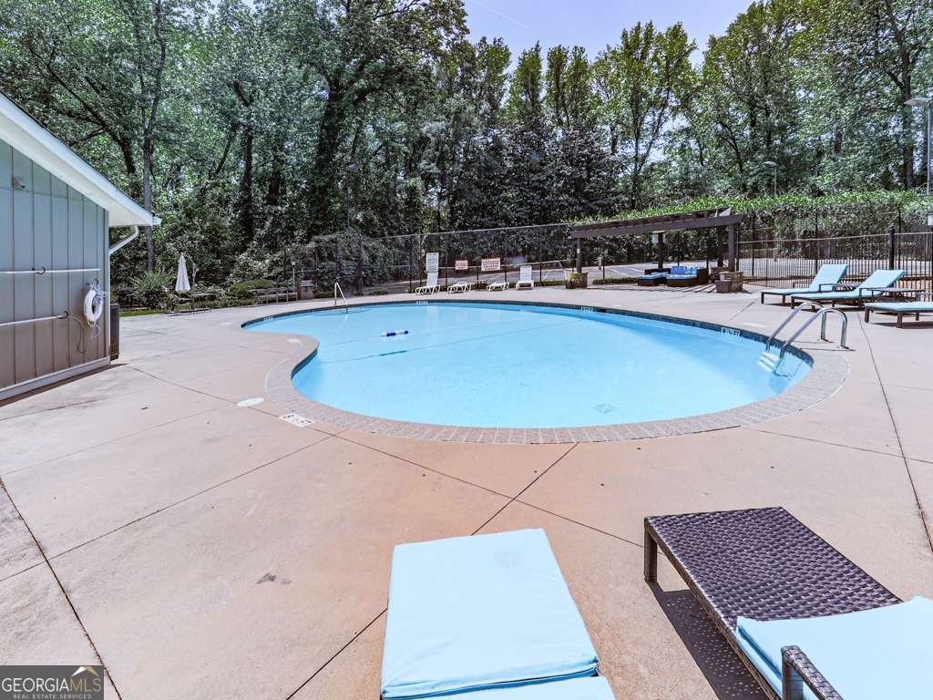 708 Hanover Lane Marietta - 27