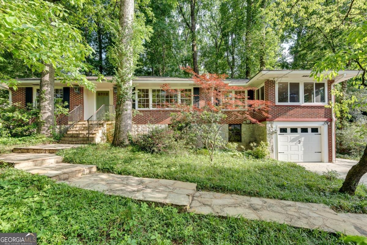 2167 Tanglewood Road Decatur - 1