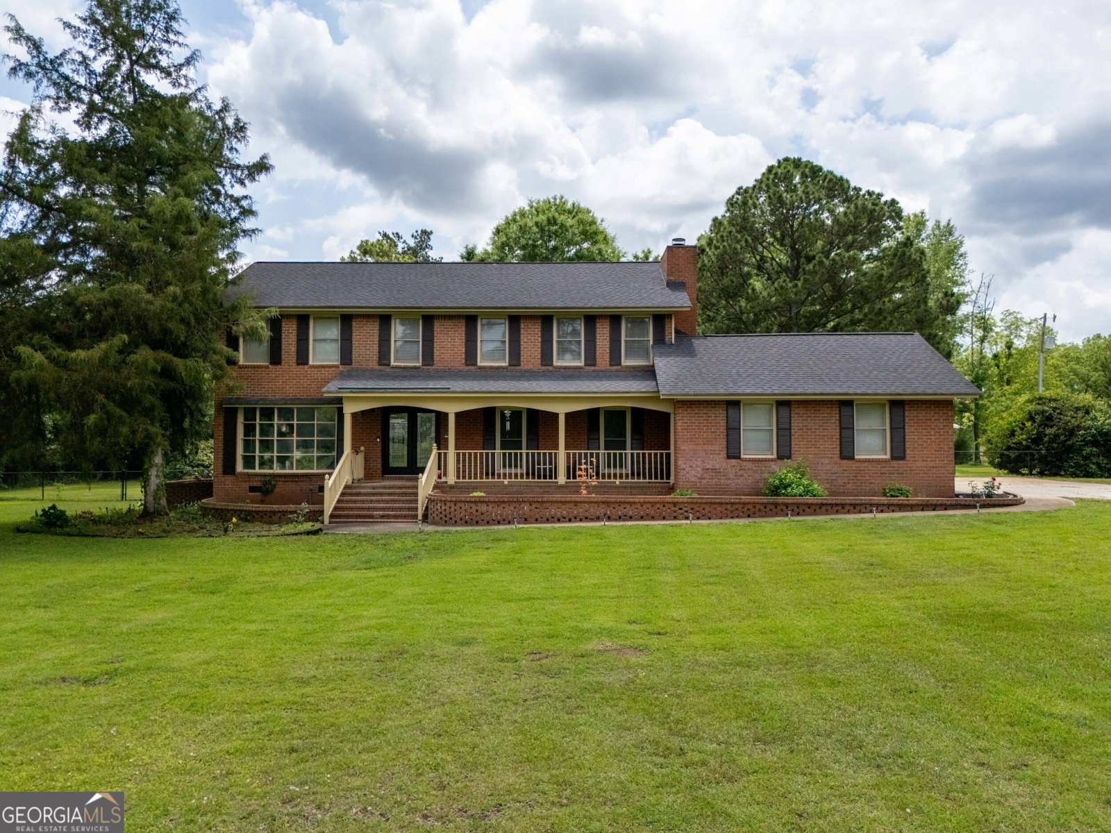 5004 Edith Drive Albany - 1