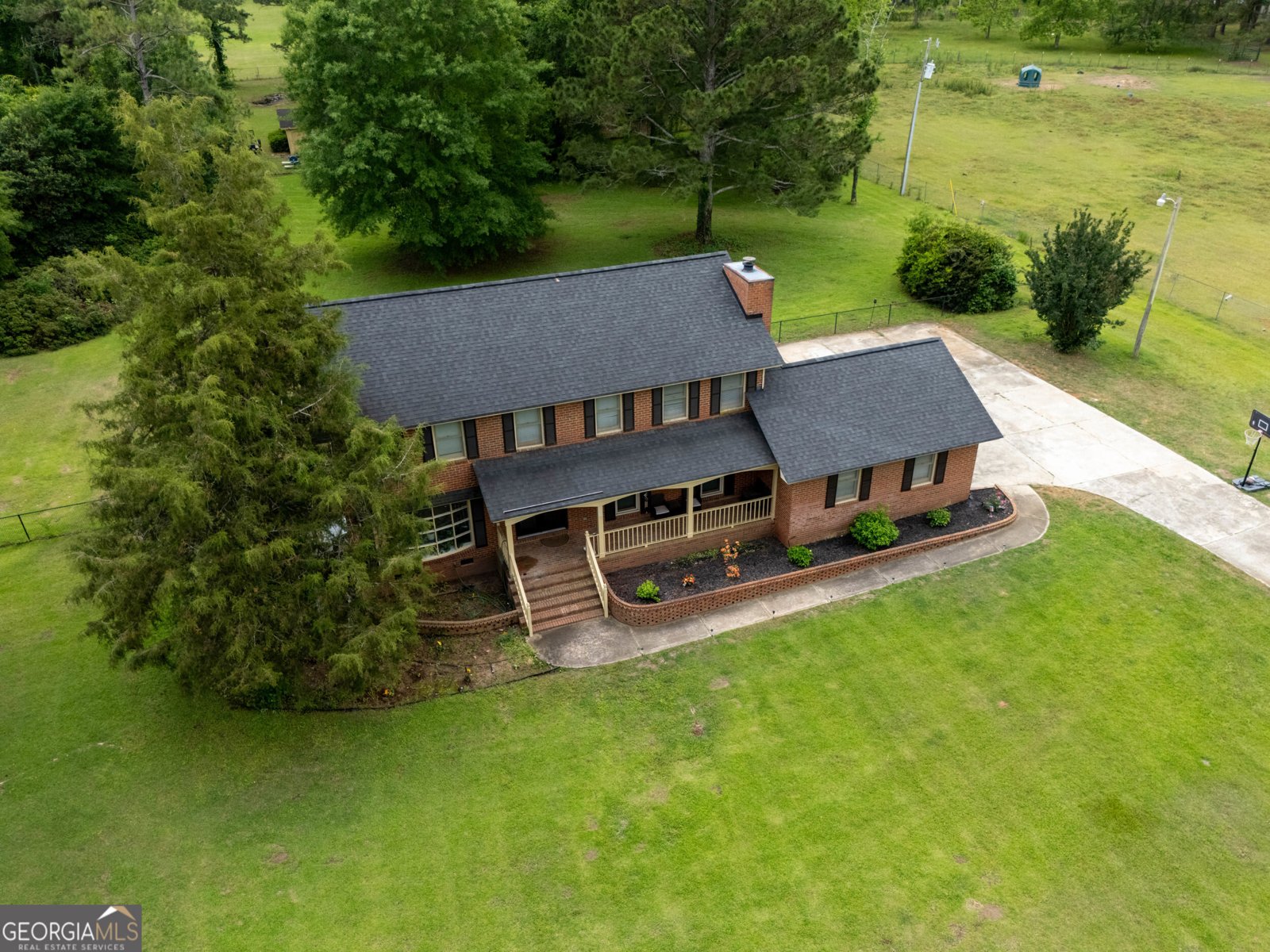 5004 Edith Drive Albany - 35