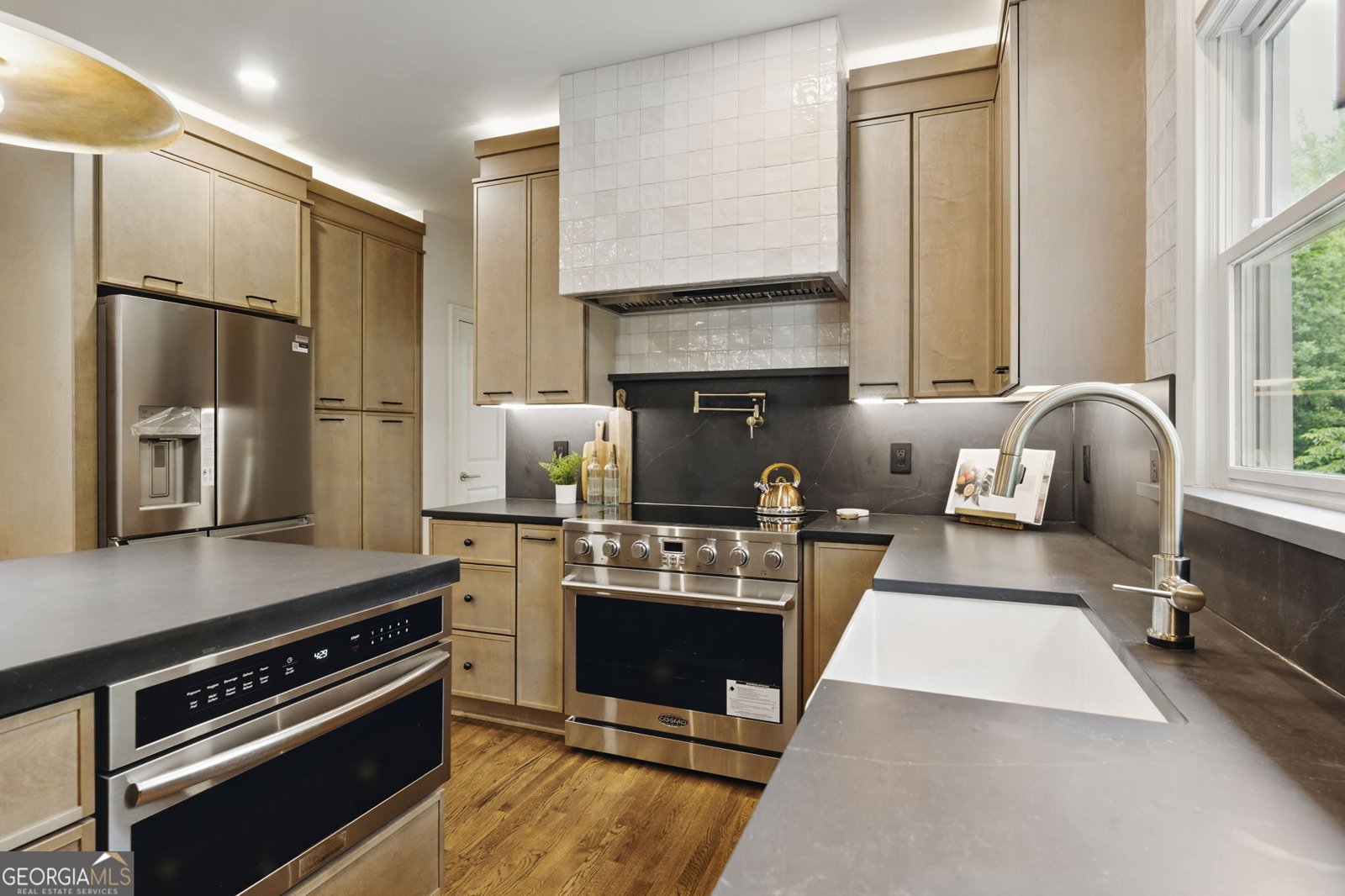 12230 Asbury Park Drive Roswell - 19