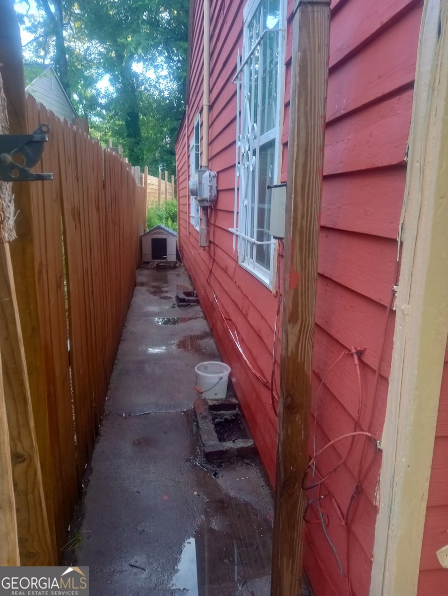 1105 Oak Knoll Terrace Atlanta - 10