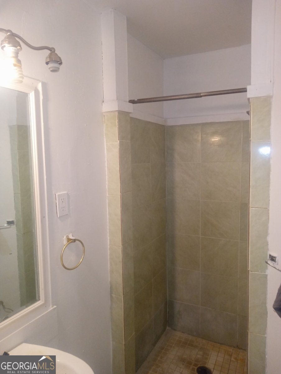 1105 Oak Knoll Terrace Atlanta - 16