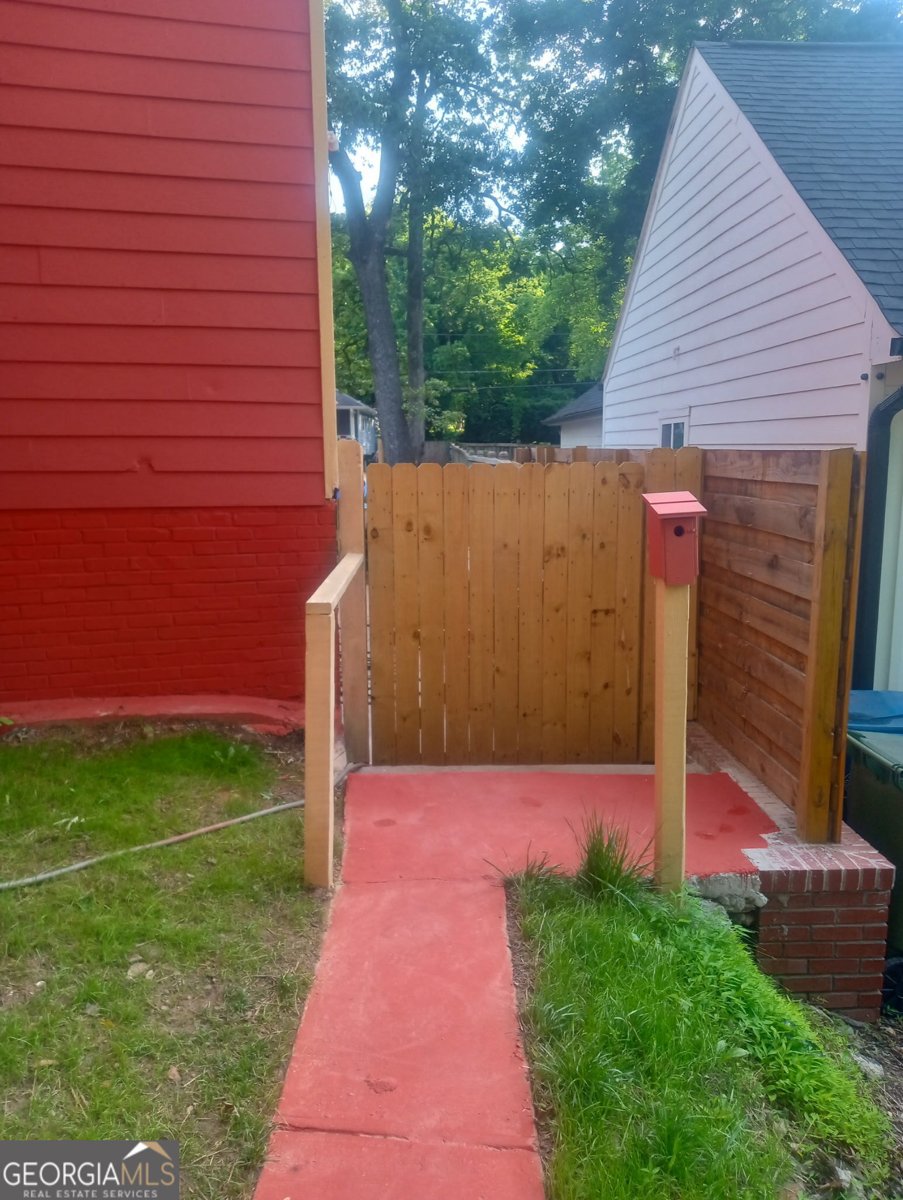 1105 Oak Knoll Terrace Atlanta - 4