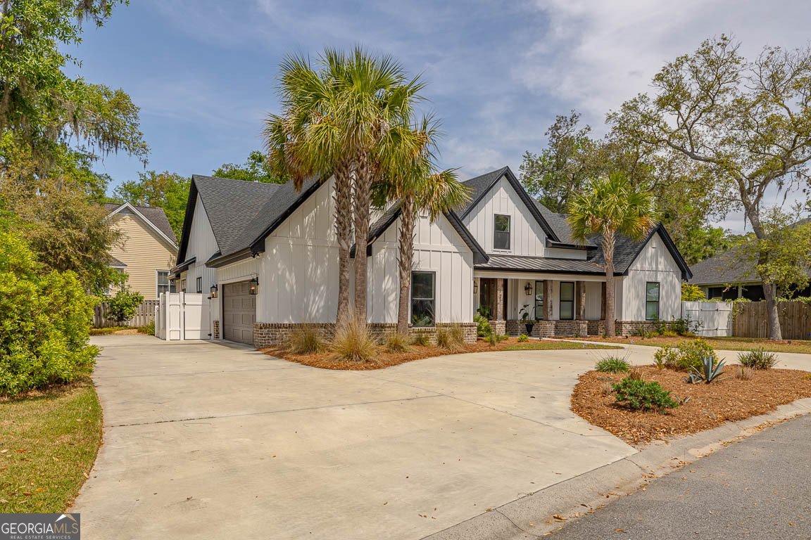 121 Calwell Street St. Simons - 1