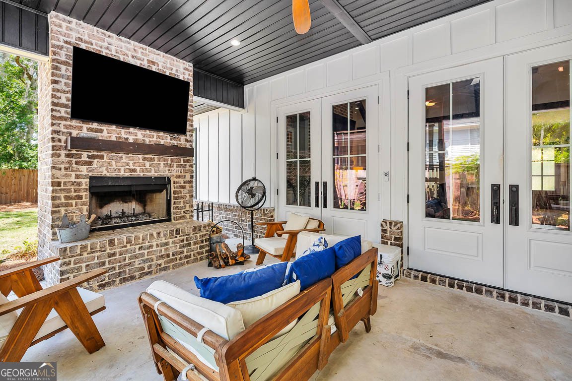 121 Calwell Street St. Simons - 31