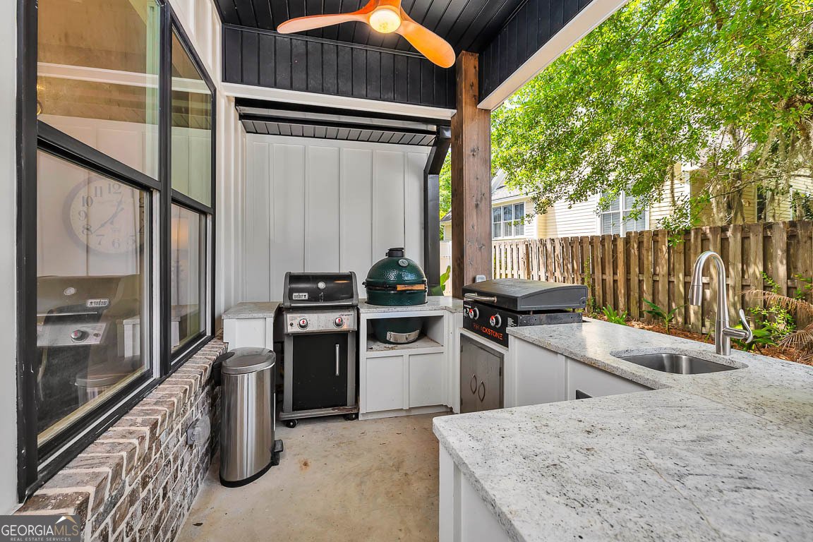 121 Calwell Street St. Simons - 32