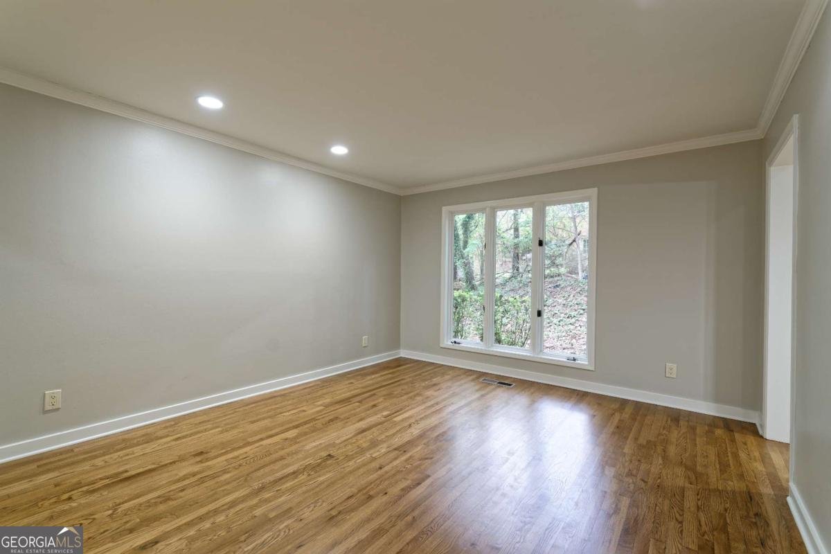 6010 Spalding Drive Atlanta - 10