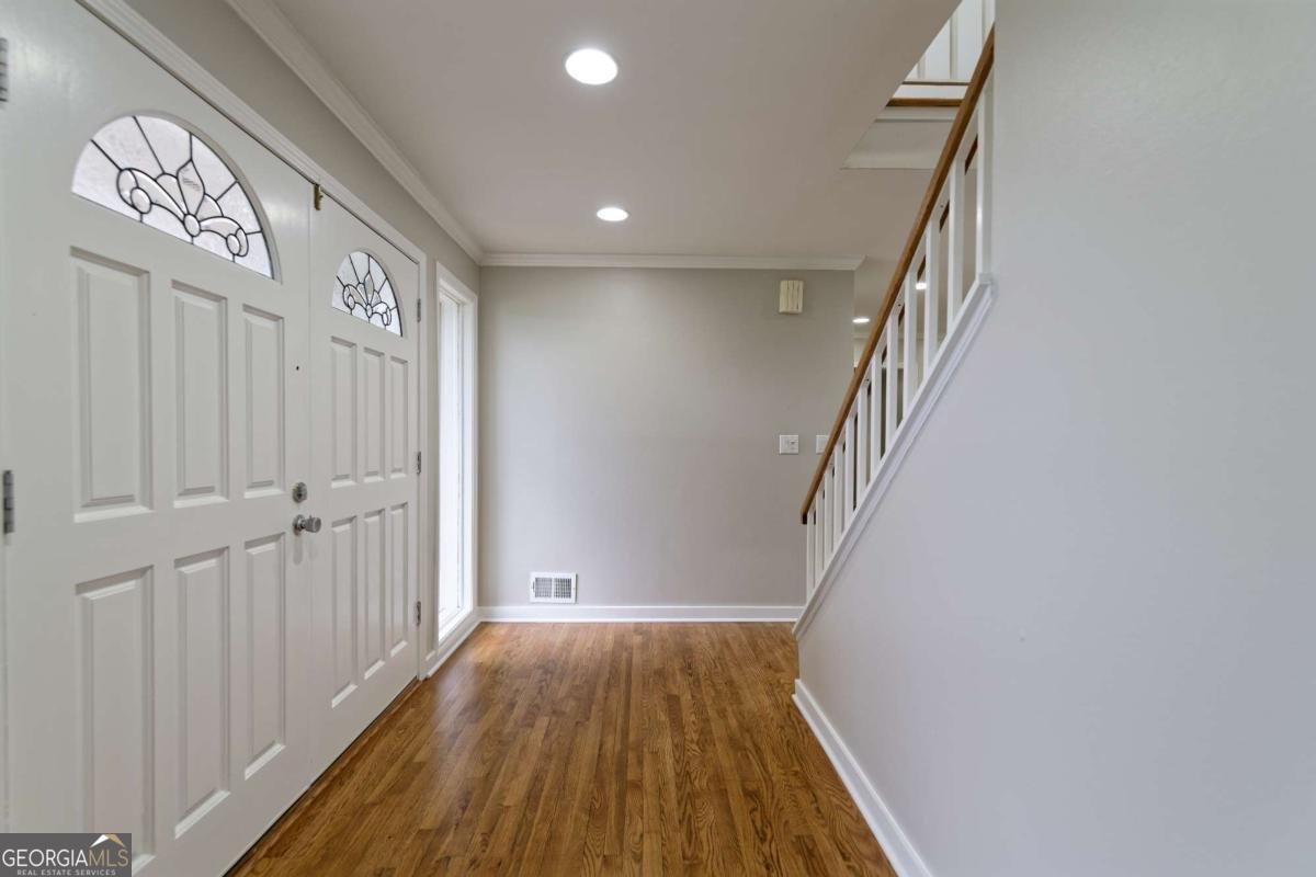 6010 Spalding Drive Atlanta - 4