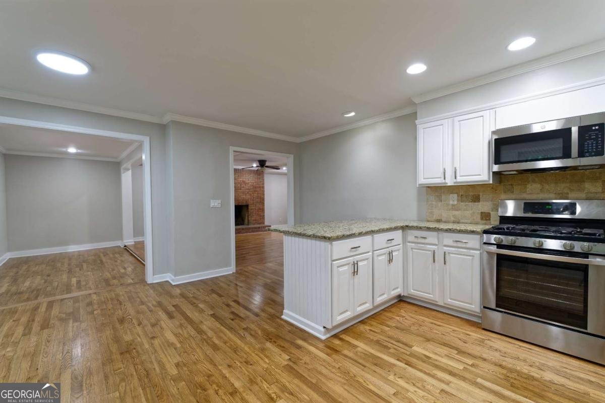 6010 Spalding Drive Atlanta - 8