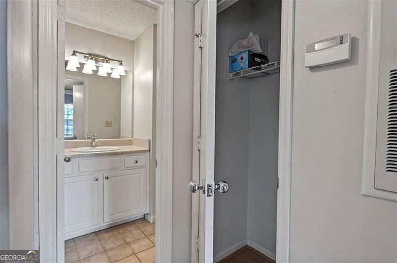 4106 CHASTAIN PARK Court Atlanta - 26