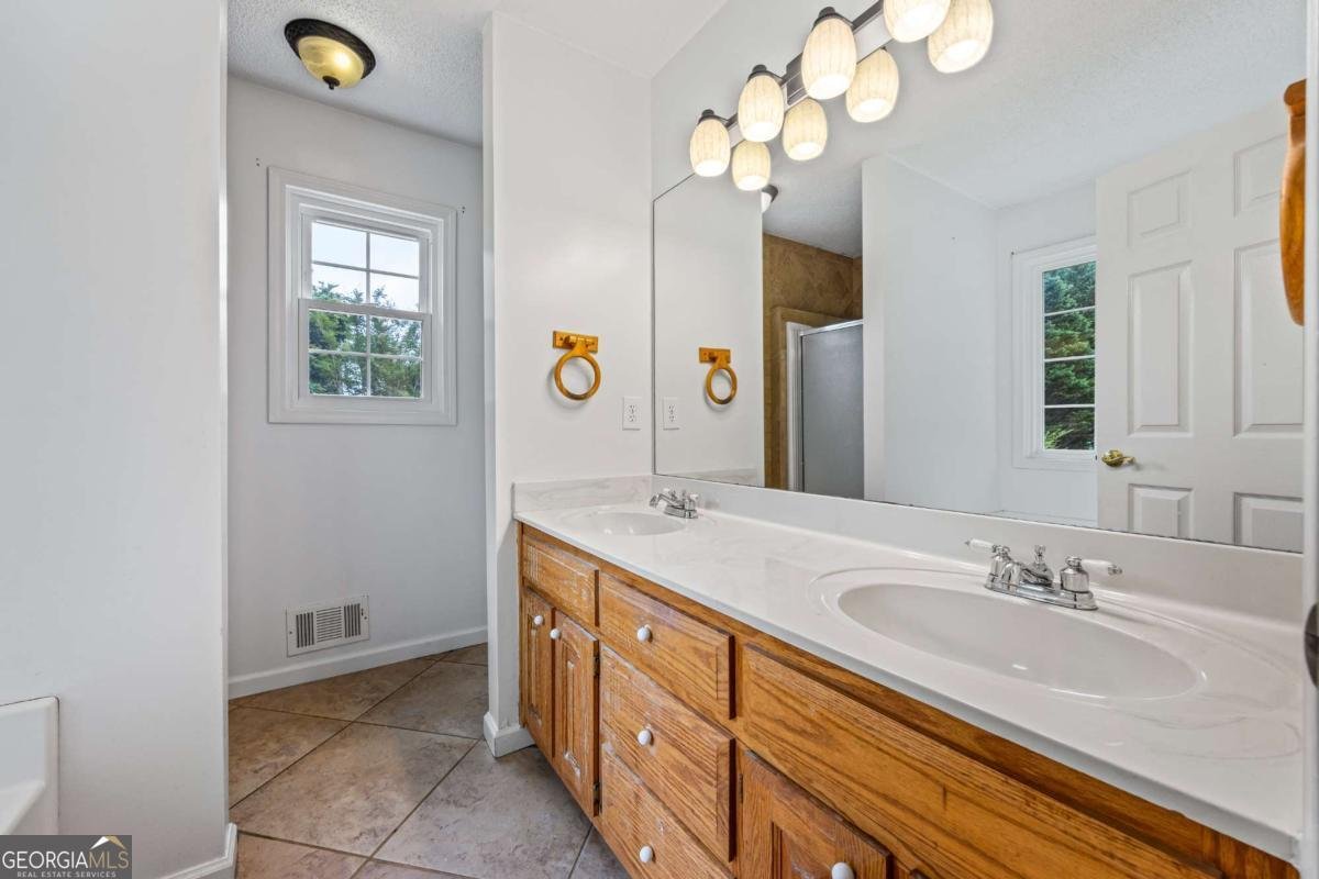 7920 Silversmith Drive Cumming - 19